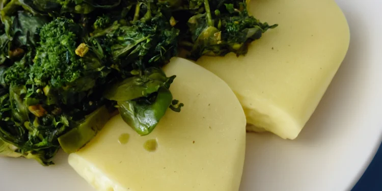 Tô (Best Food of Burkina Faso)